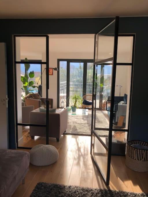 Maison De Vacances 220M2 Vue Lac Et Chateau 망통생베르나드 외부 사진